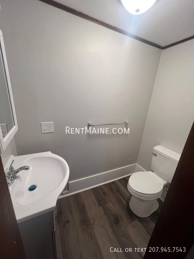 202 Main Rd #C - Photo 7 of 9