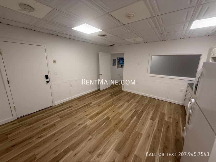 35 Main St #23 - Photo 3 of 5