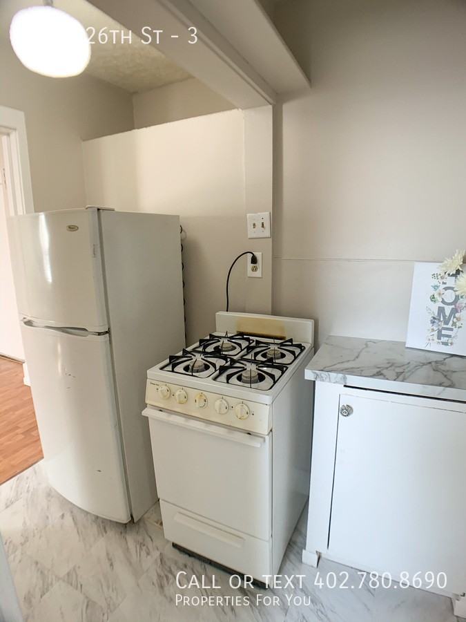 244 S 26th St #3 - Photo 6 of 19