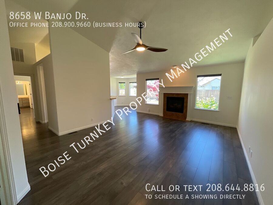 8658 W Banjo Dr - Photo 6 of 31