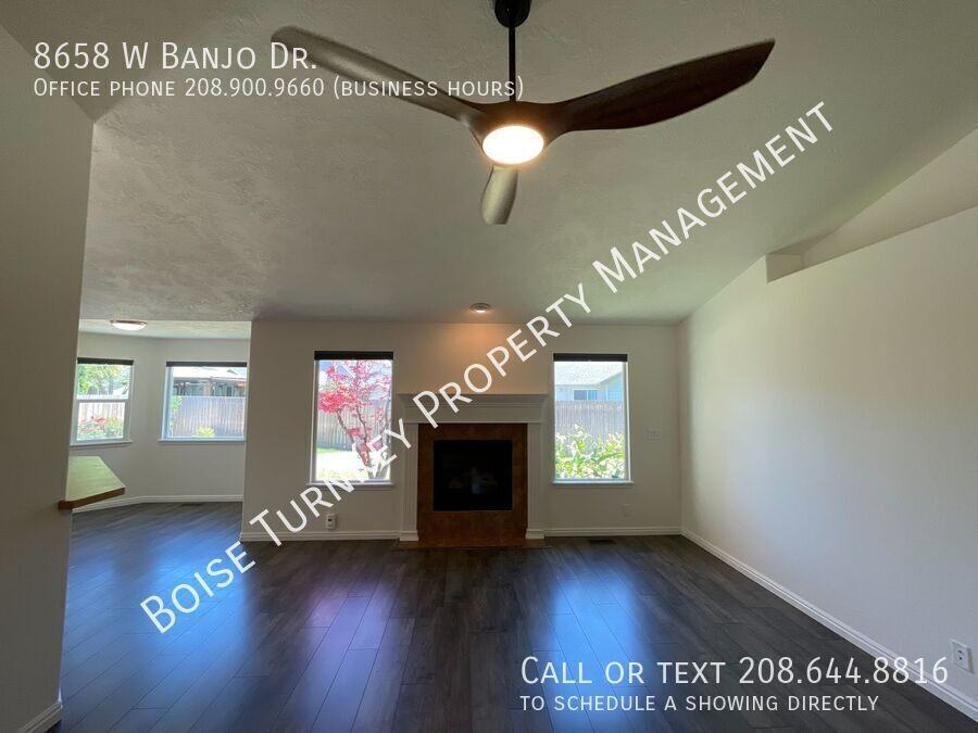 8658 W Banjo Dr - Photo 7 of 31