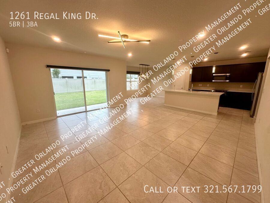 1261 Regal King Dr - Photo 4 of 26