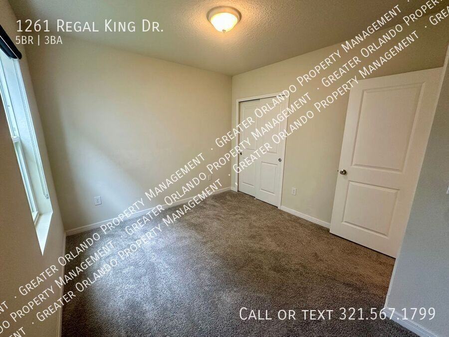 1261 Regal King Dr - Photo 7 of 26
