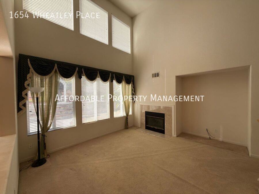 1654 Wheatley Pl - Photo 6 of 30