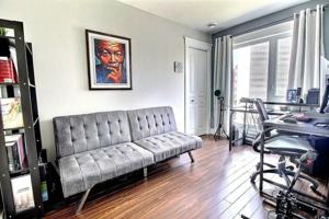 featured image of 1009 Homestead Way