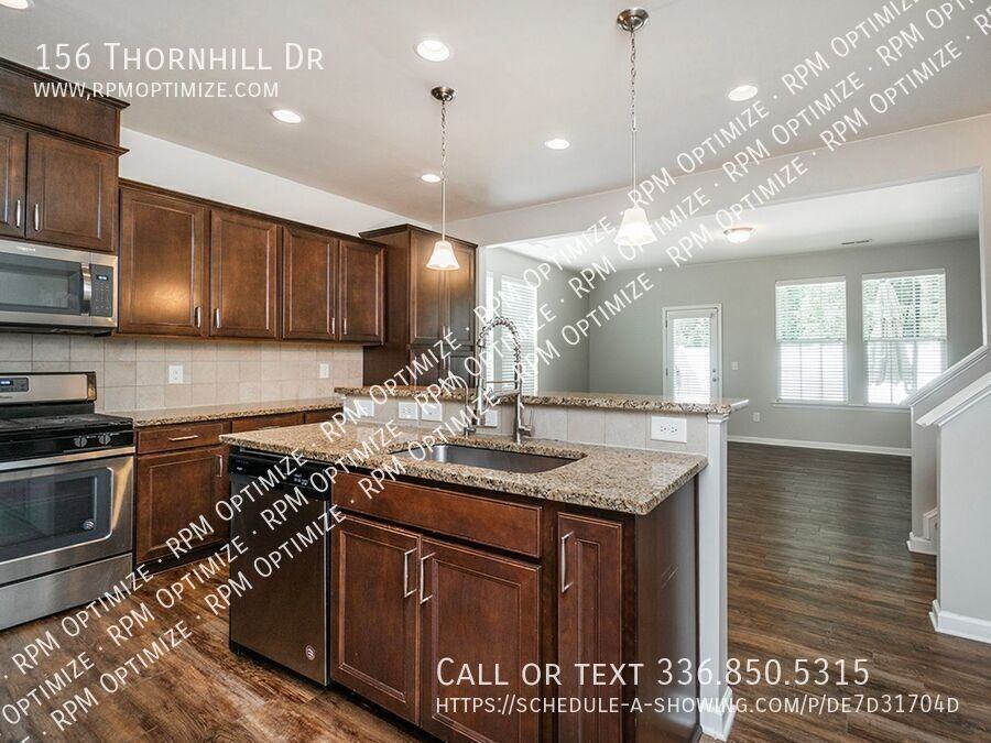 156 Thornhill Dr - Photo 3 of 44