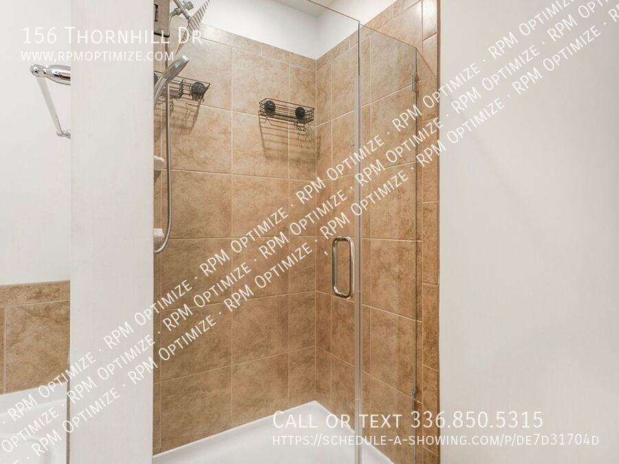 156 Thornhill Dr - Photo 7 of 44