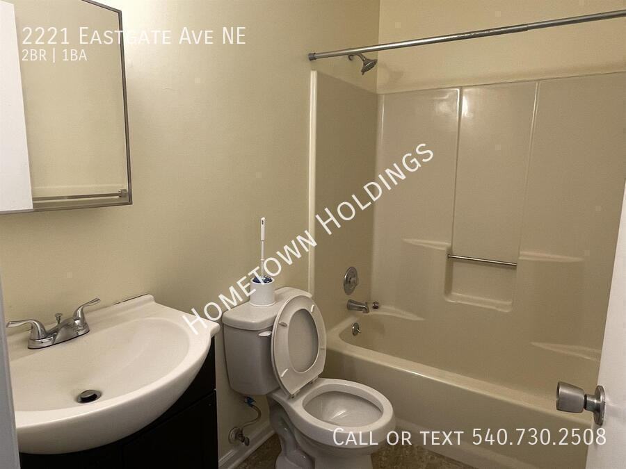 2221 Eastgate Ave Ne - Photo 6 of 8