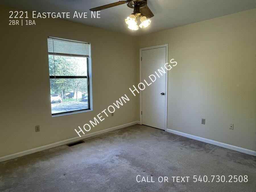 2221 Eastgate Ave Ne - Photo 7 of 8