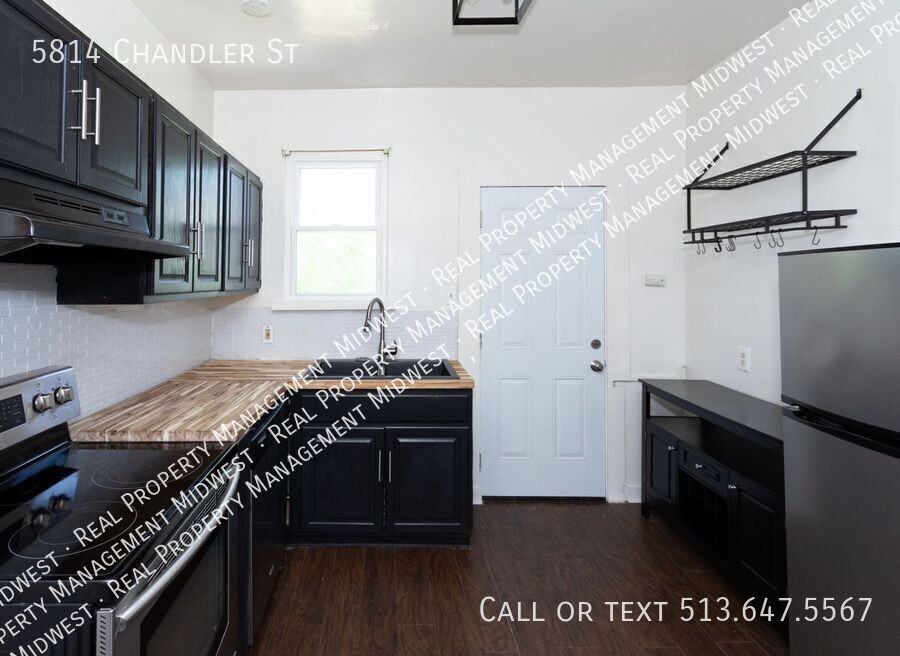 5814 Chandler St - Photo 3 of 12