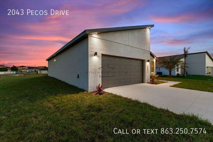 2043 Pecos Dr - Photo 3 of 34