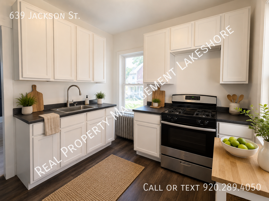 639 Jackson St - Photo 6 of 17