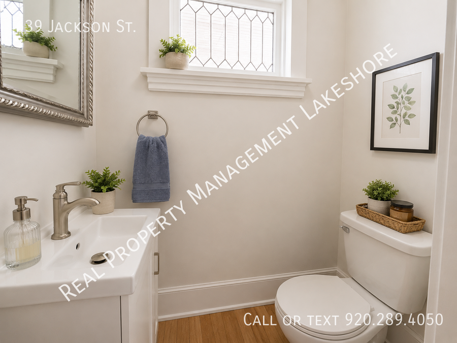 639 Jackson St - Photo 7 of 17