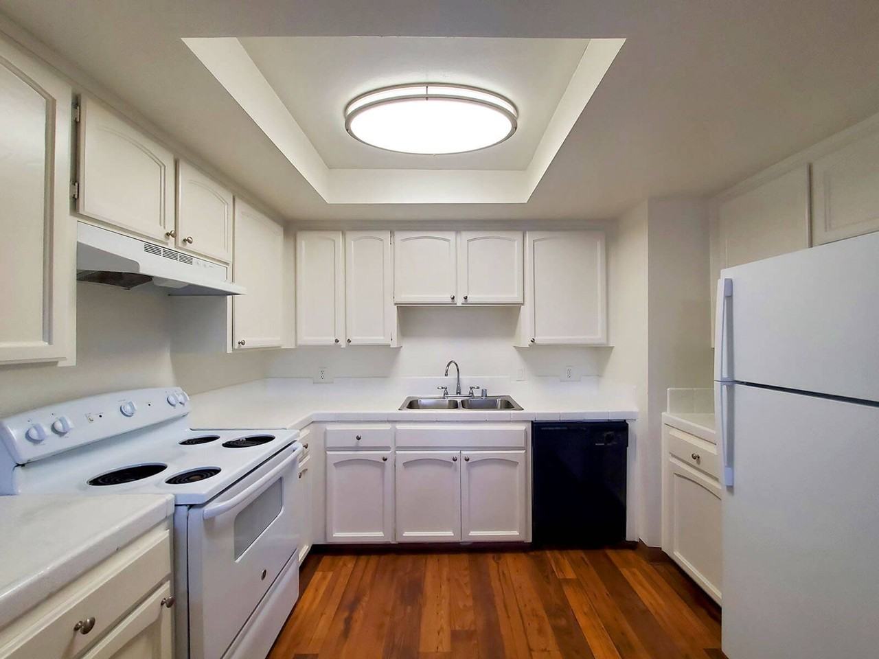 Indian Springs Apartments - Photo 5 of 26
