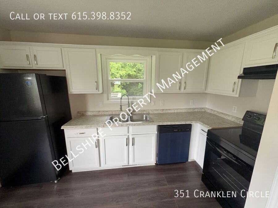 351 Cranklen Cir - Photo 7 of 10