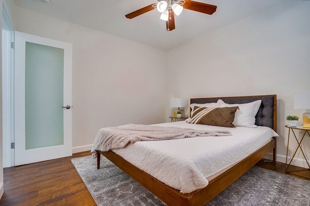 633 W Hyde Park Blvd #09 - Photo 5 of 16