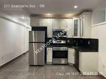 377 Danforth Ave #9M - Photo 1 of 1