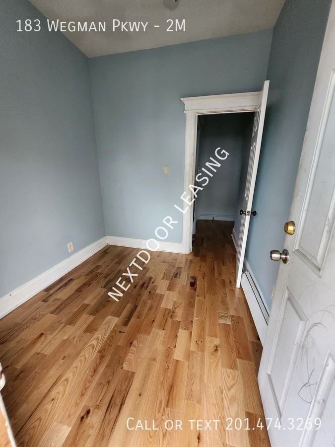 183 Wegman Pkwy #2M - Photo 3 of 7