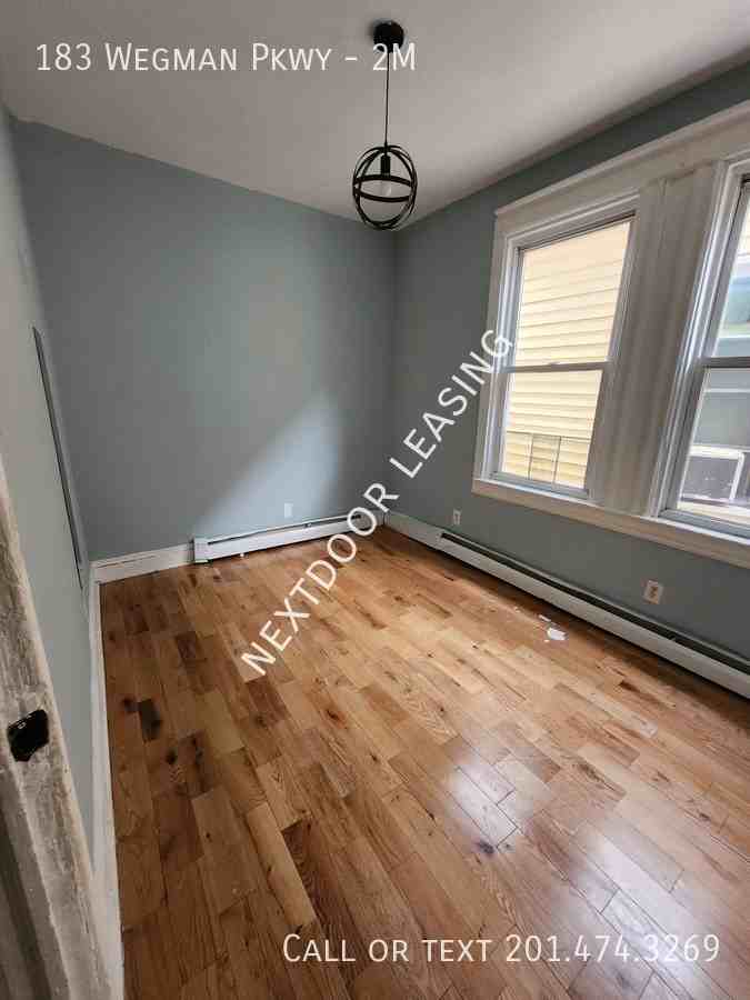 183 Wegman Pkwy #2M - Photo 5 of 7