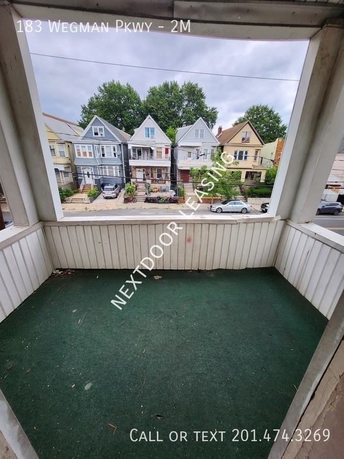 183 Wegman Pkwy #2M - Photo 7 of 7