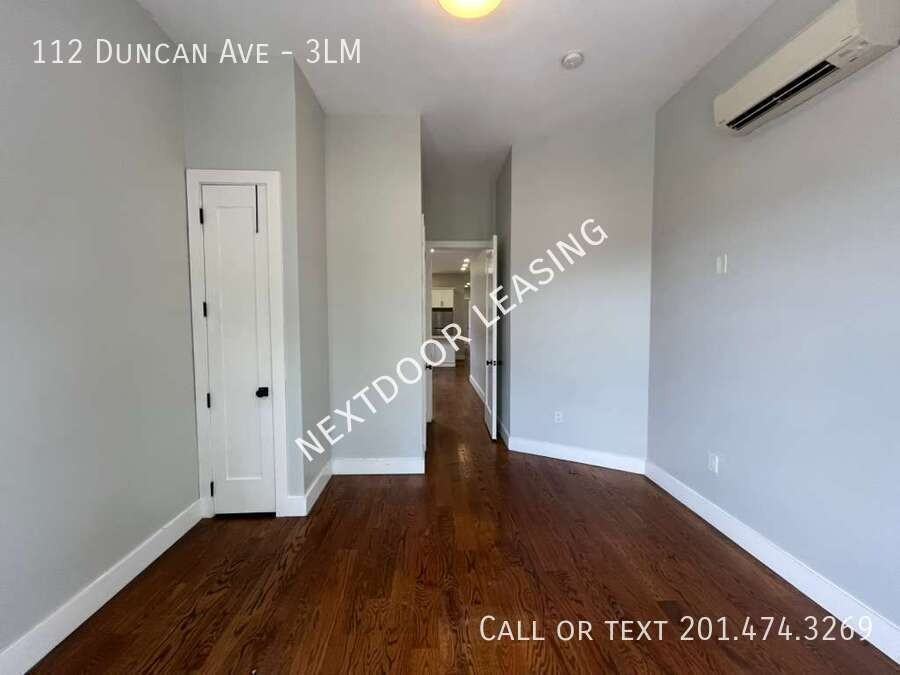 112 Duncan Ave #3LM - Photo 6 of 11
