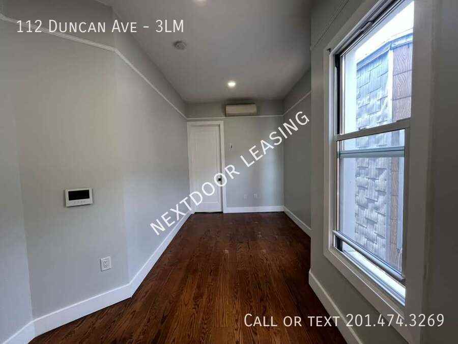 112 Duncan Ave #3LM - Photo 7 of 11