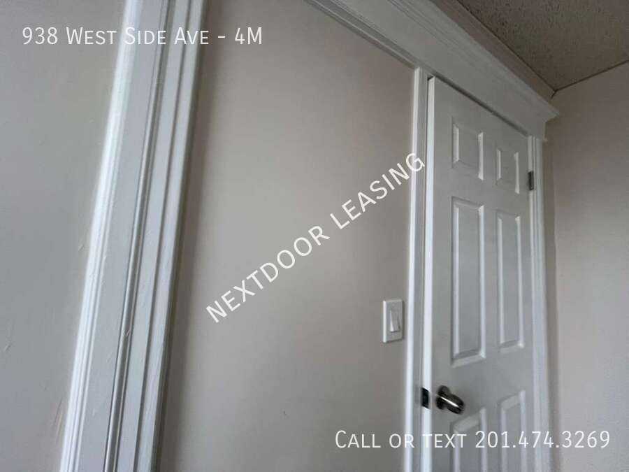 938 W Side Ave #4M - Photo 7 of 12