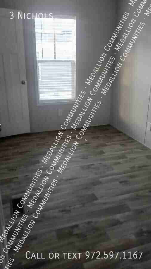 3 Nichols Pl - Photo 3 of 50