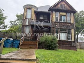 1124 N Walnut St Apt 3 #N - Photo 1 of 1