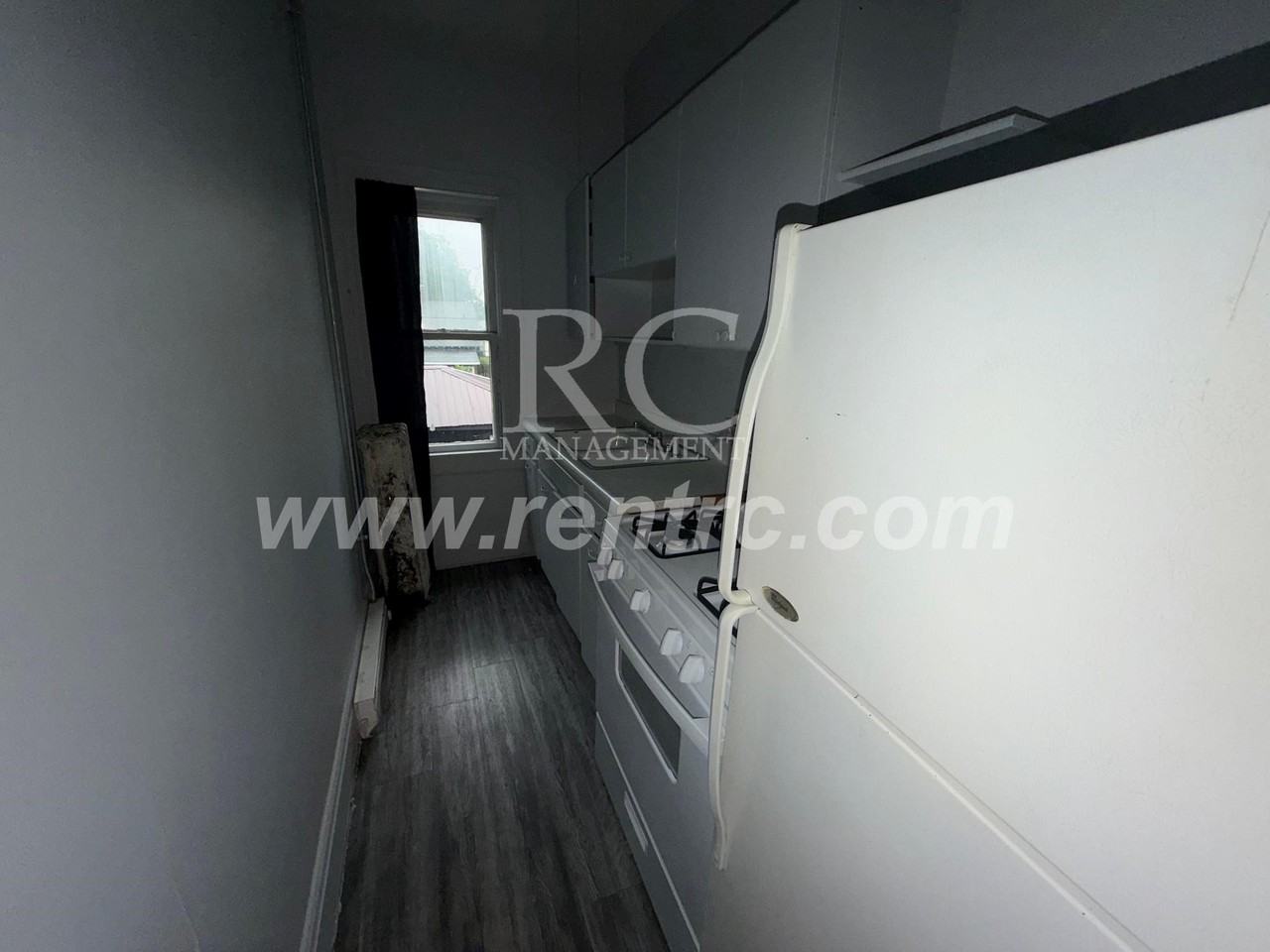 1124 N Walnut St Apt 3 #N - Photo 2 of 7