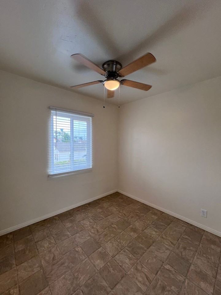 3211 Madison Ave #B - Photo 7 of 15
