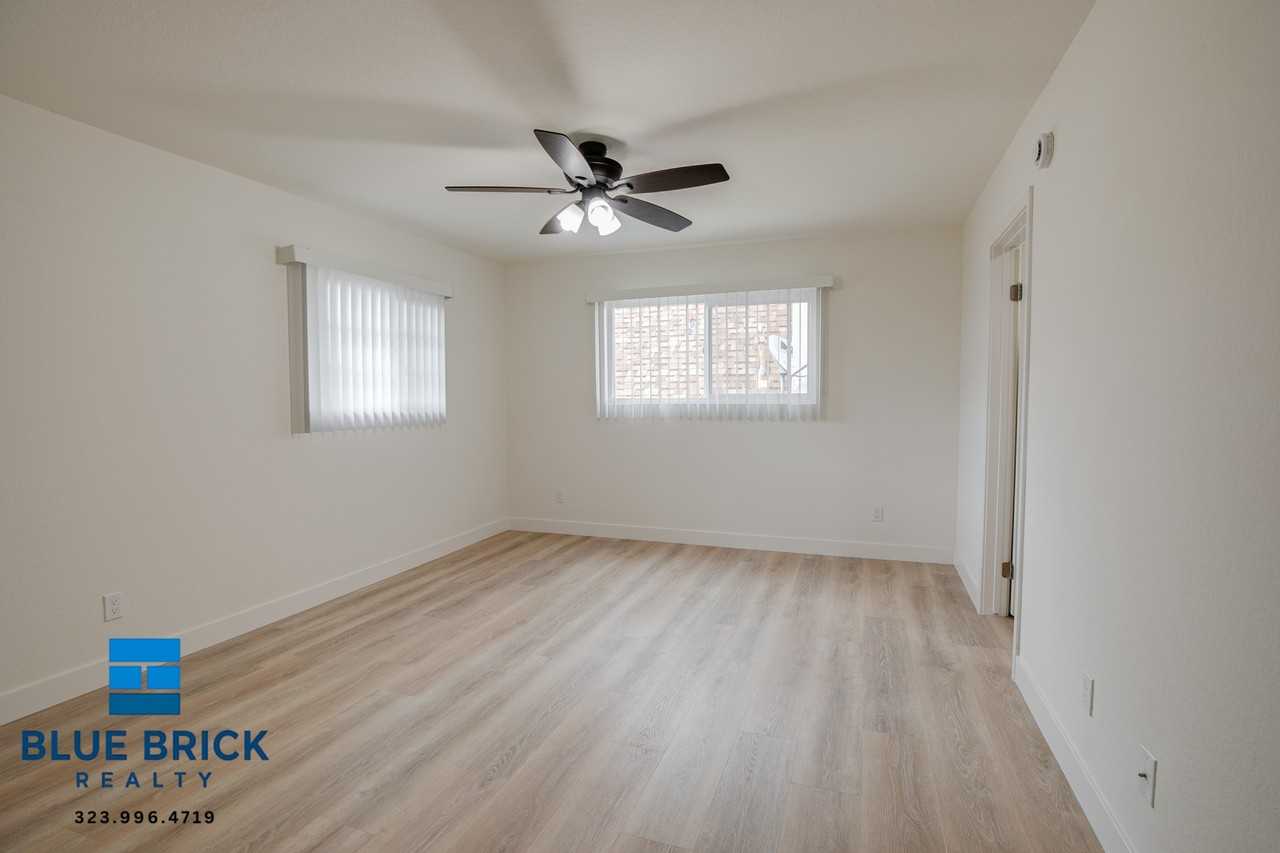 536 E Cypress Ave #302 - Photo 6 of 14