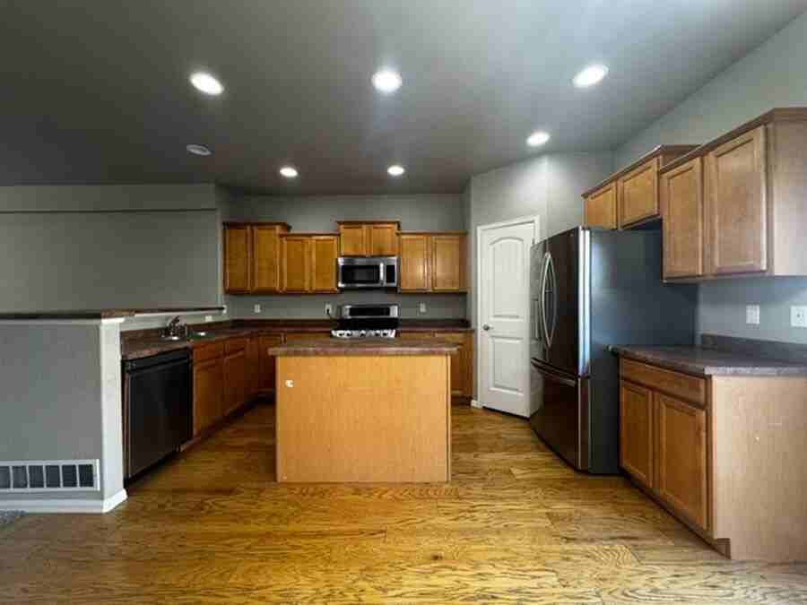 6358 Pilgrimage Rd - Photo 5 of 18