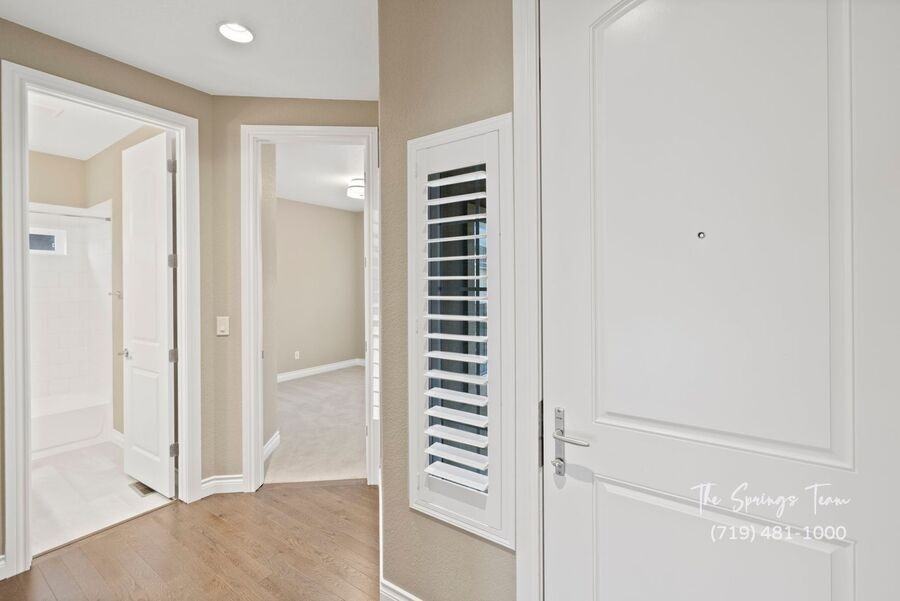 9547 Dewitt Dr - Photo 7 of 50