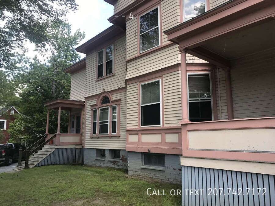 141 Silver St #4 - Photo 2 of 17