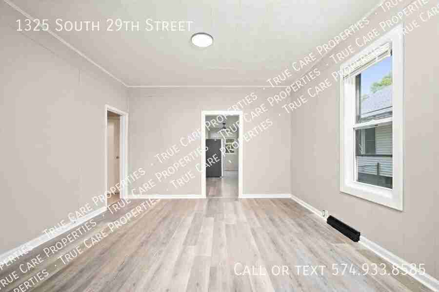 1325 S 29th St - Photo 5 of 19
