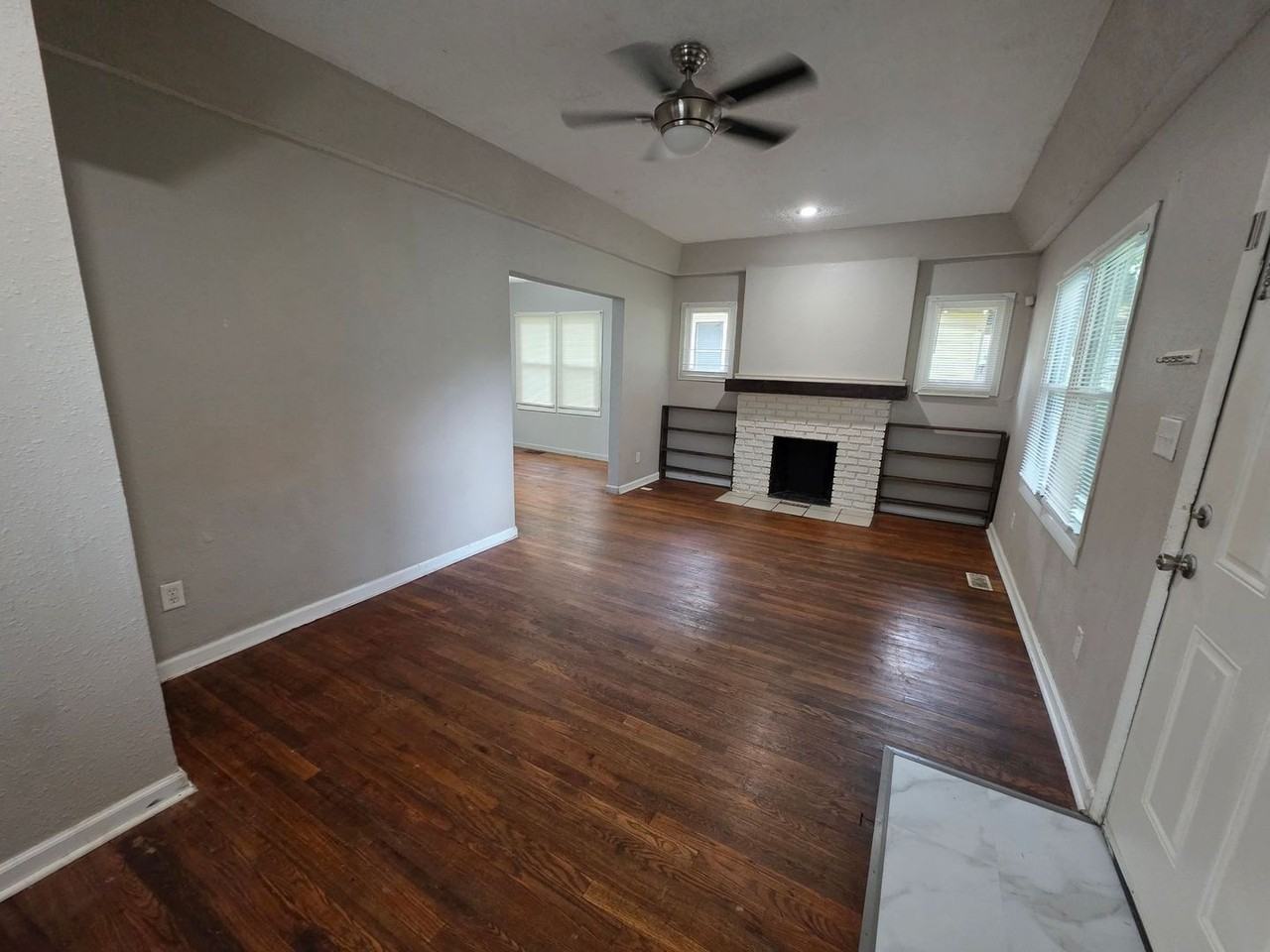 4237 E 62nd St - Photo 2 of 20