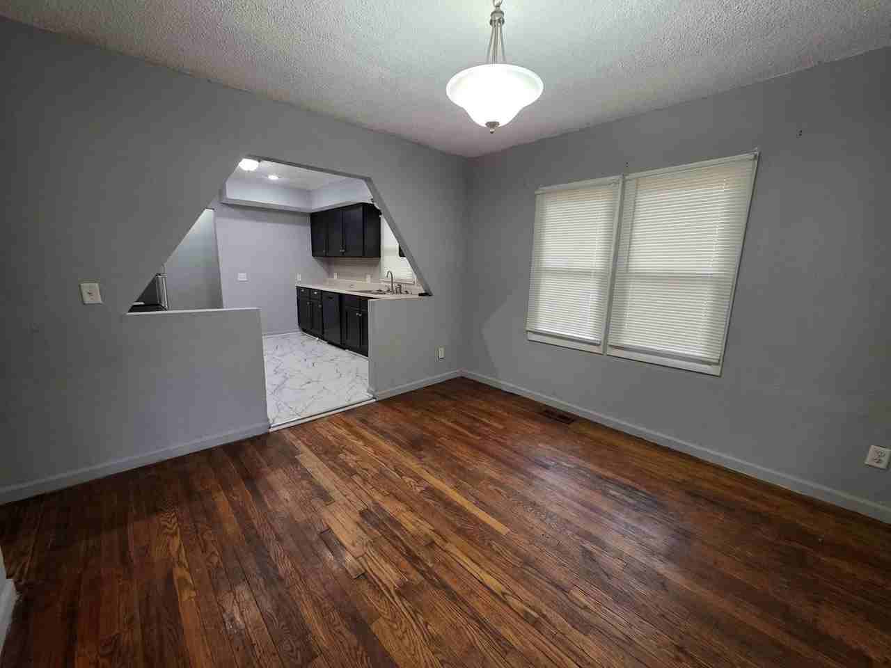 4237 E 62nd St - Photo 5 of 20