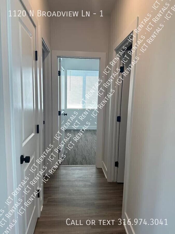 1120 N Broadview St #1 - Photo 7 of 38