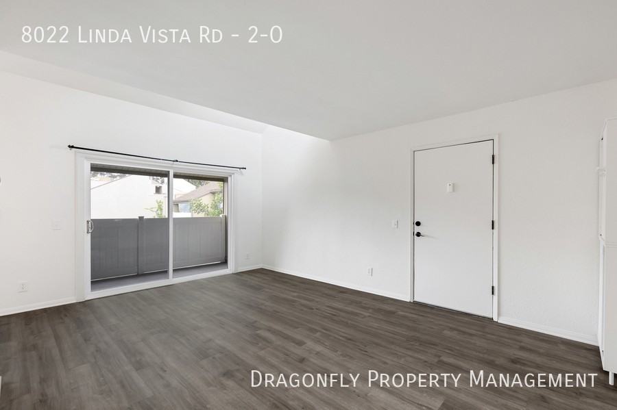 8022 Linda Vista Rd #2O - Photo 3 of 31