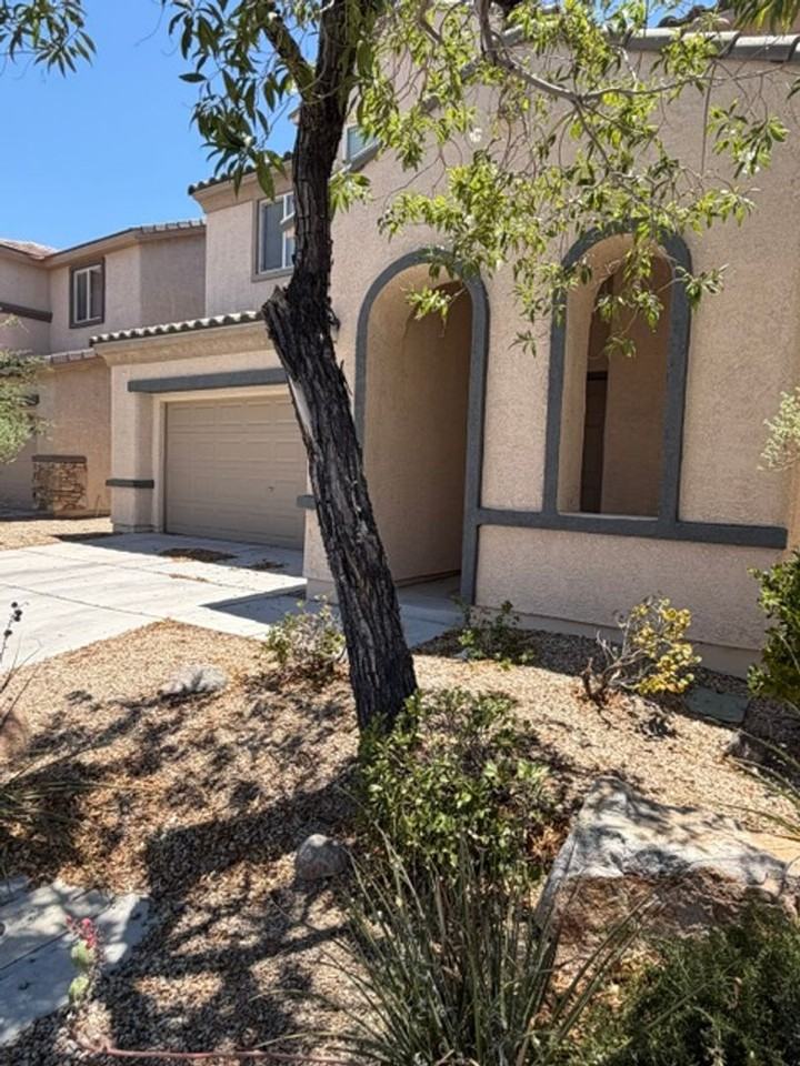 2823 Dalsetter Dr - Photo 2 of 35