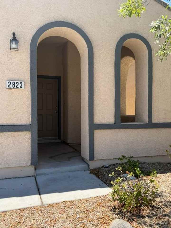 2823 Dalsetter Dr - Photo 3 of 35
