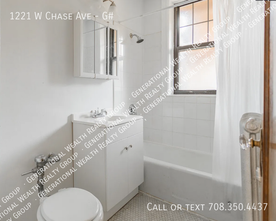 1221 W Chase Ave #G - Photo 3 of 6
