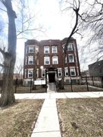featured image of 5909 S Calumet Ave #2N
