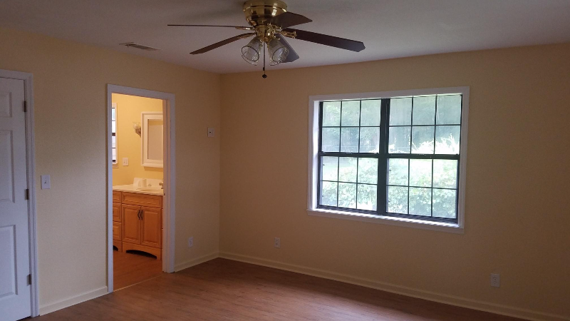 155 Bell Dr - Photo 5 of 14