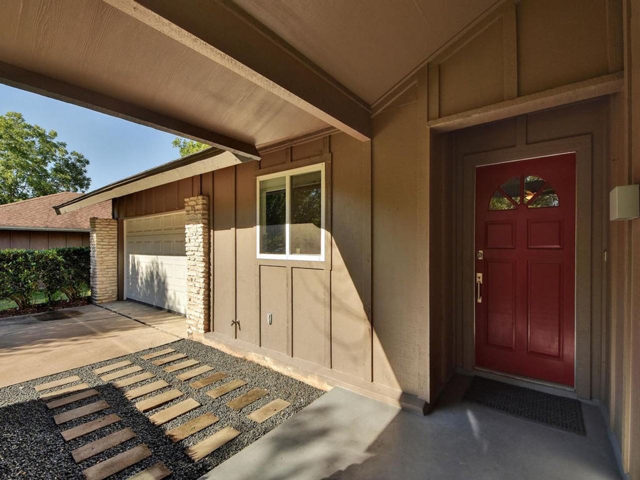 5320 Presidio Rd - Photo 5 of 42