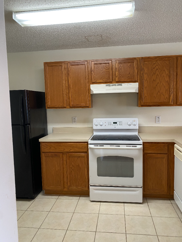 4334 Winding River Way - Photo 4 of 17