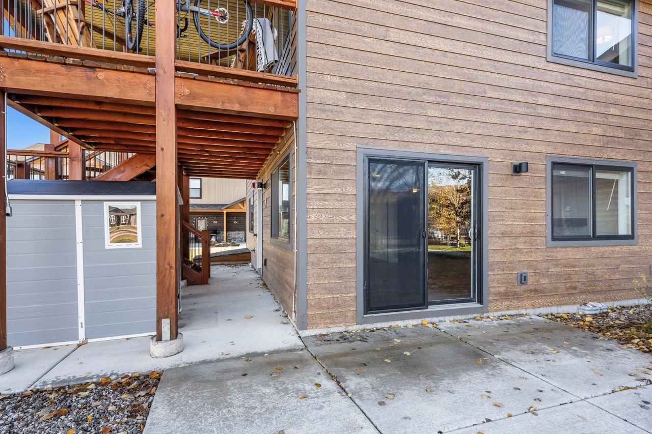 205 Lakewood Rd #2B - Photo 2 of 21