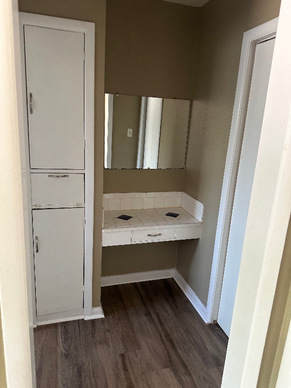 3701 Sleeper Ave #11 - Photo 5 of 6