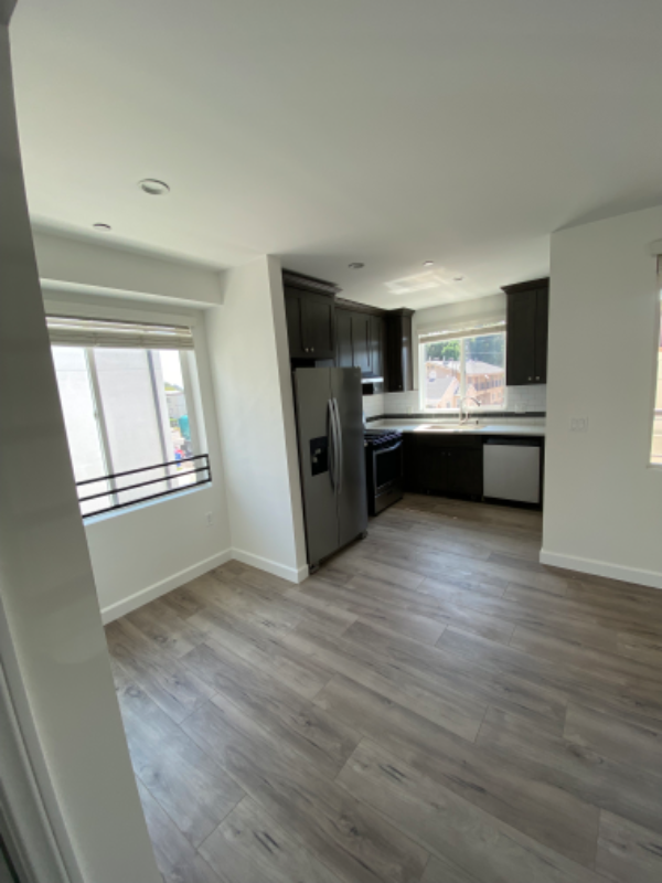 14211 Gilmore St #1 - Photo 7 of 16